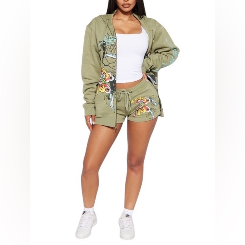 Ed Hardy  Butterfly Sage Green Shorts  Set with Colorful Embroidery  NWOT